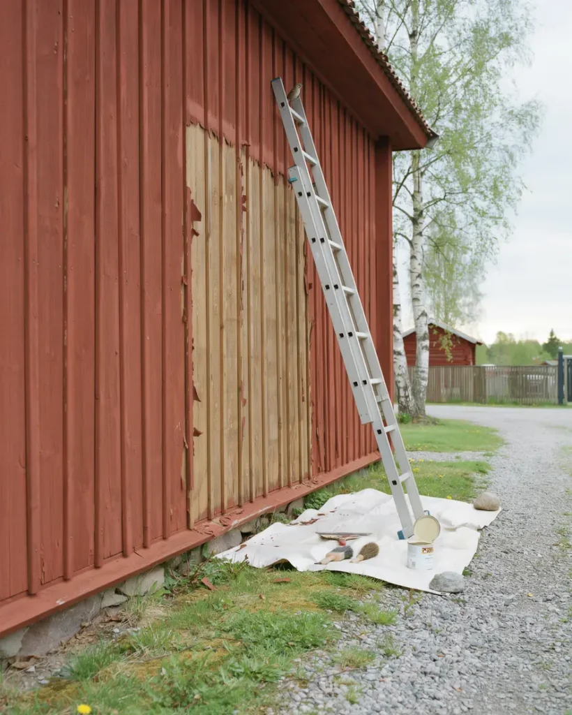 m la om tr fasaden i r tt tid tecken p slitage f rarbete och val av f rgsystem